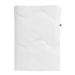 Kołdra „Familon Original Light Duvet“. Kołdry zimowe, 150x200 cm. Biała kołdra z gładkiej tkaniny o subtelnym stylu familon
