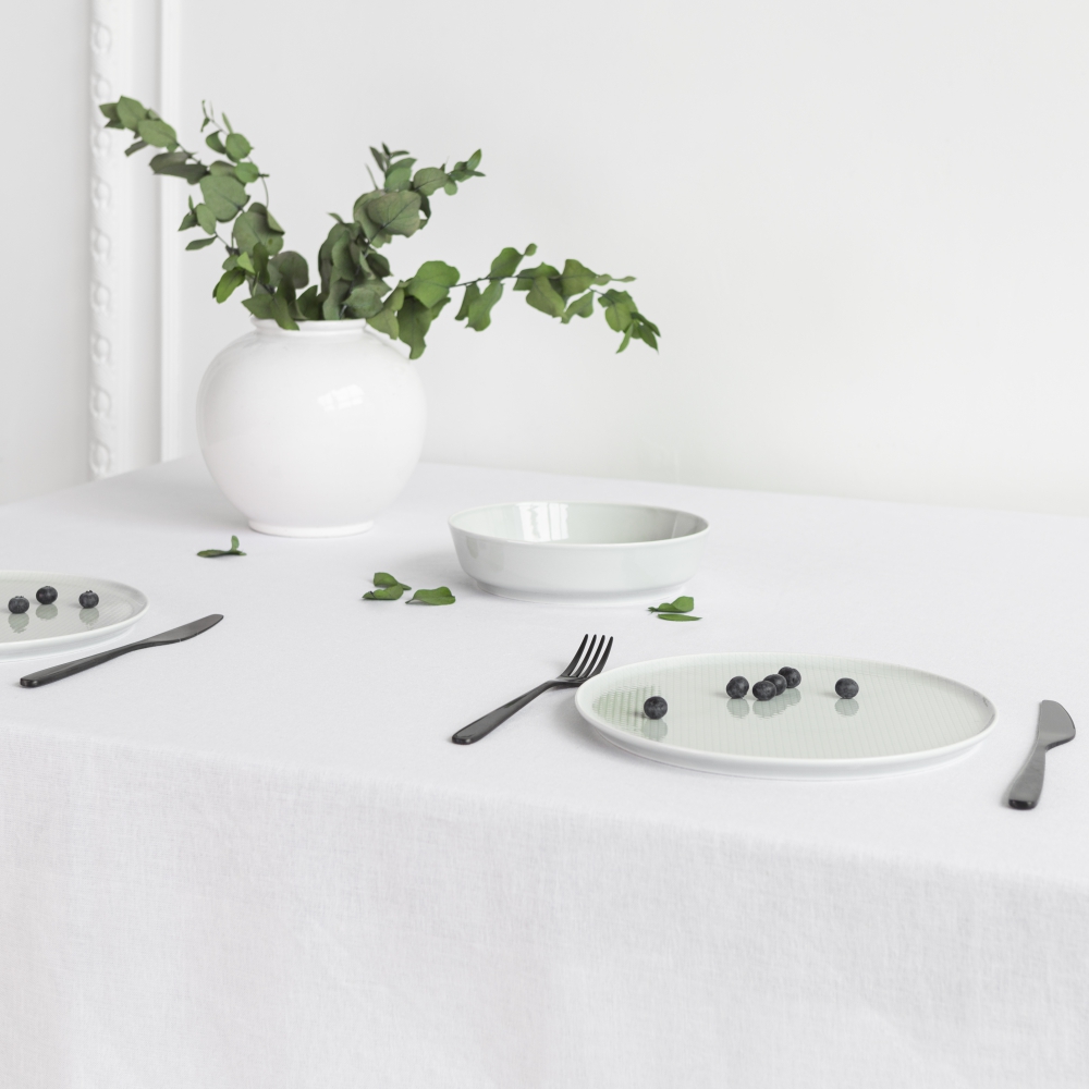 Obrus „Linen white“. Lniane obrusy, 140x200 cm, 140x240 cm, 140x300 cm Obrus „Linen white“. Lniane obrusy, 140x200 cm, 140x240 cm, 140x300 cm