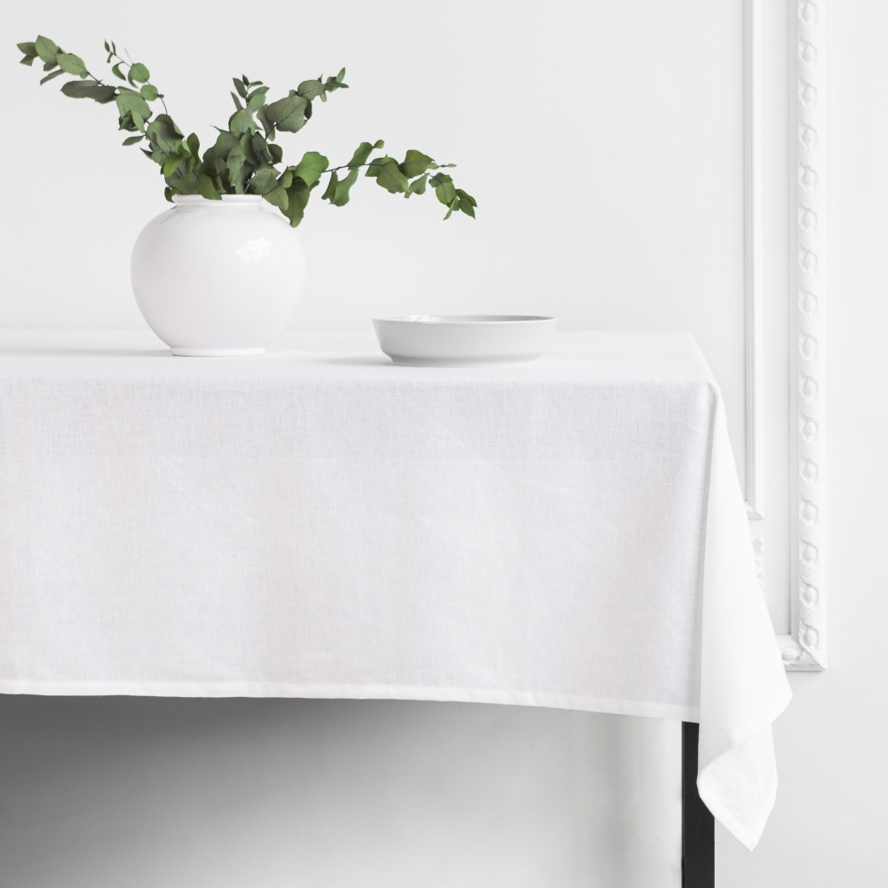 Obrus „Linen white“. Lniane obrusy, 140x200 cm, 140x240 cm, 140x300 cm Obrus „Linen white“. Lniane obrusy, 140x200 cm, 140x240 cm, 140x300 cm