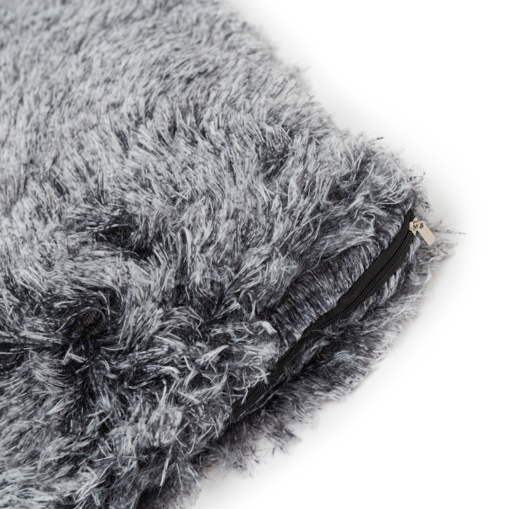 Poszewka dekoracyjna „Grey fluffy“ 1 szt.