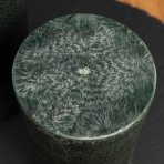 Ręcznie robiona okrągła świeca "Emerald" 1 szt.. Świece