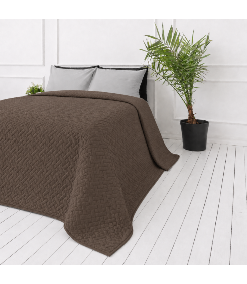 Narzuta „Bedspread Brunette“. Pledy