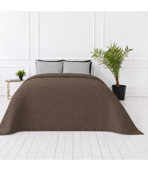 Narzuta „Bedspread Brunette“. Pledy