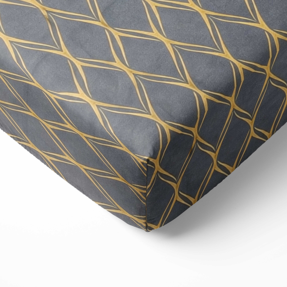 Prześcieradło bez gumy "Cross", 150x220 cm, 200x220 cm, 220x240 cm.