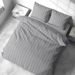 Komplet pościeli „Grey Stripes“. Komplety pościeli 140x200, 140x200 cm, 160x200 cm, 200x200 cm, 200x220 cm. Elegancki szary zestaw pościeli z wzorem w paski, dodający nowoczesny i stylowy akcent twojej sypialni.