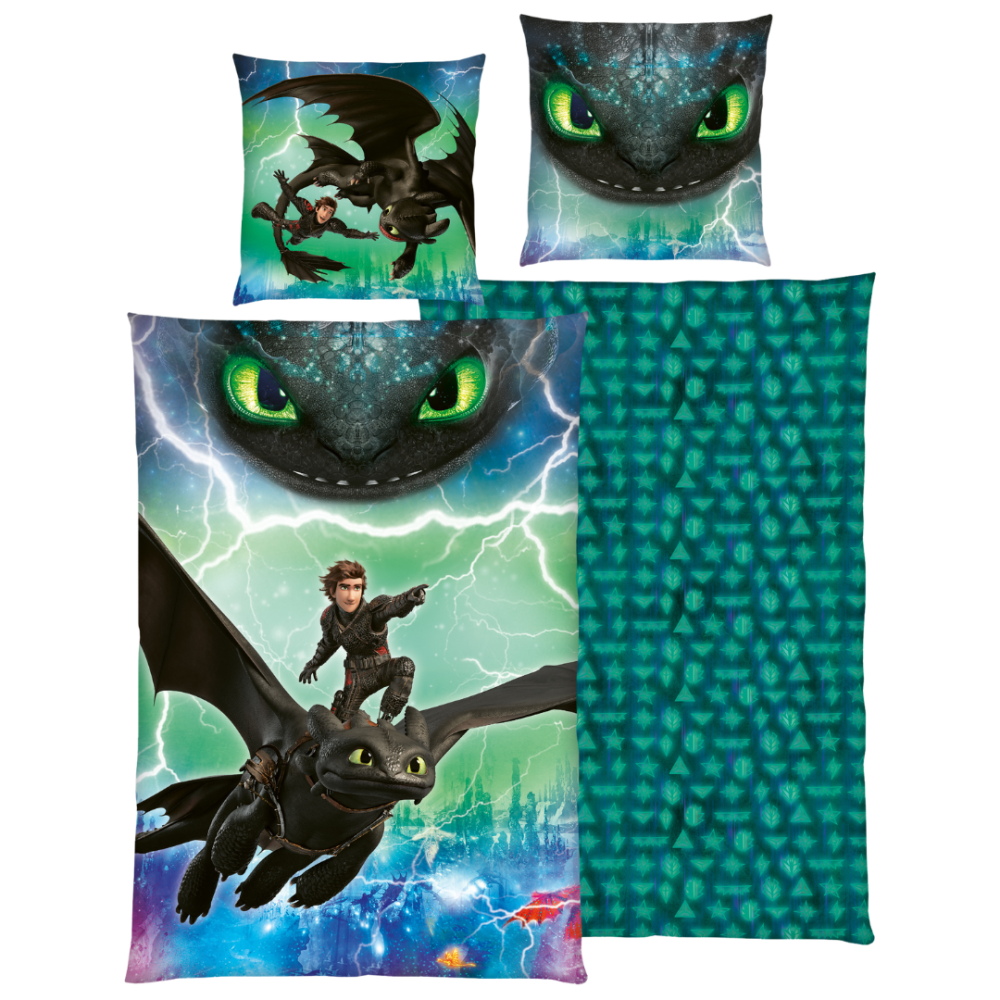 Pościel bawełniana „How to train your dragon“. Pościel bawełniana, 135x200 cm. Niebiesko-zielony komplet pościeli z czarnym smokiem i intensywnie zielonymi oczami. Pościel bawełniana „How to train your dragon“. Pościel bawełniana, 135x200 cm. Niebiesko-zielony komplet pościeli z czarnym smokiem i intensywnie zielonymi oczami.