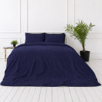 Komplet pościeli "Navy". Pościel jednokolorowa, 140x200 cm, 150x200 cm, 160x200 cm, 180x200 cm, 200x200 cm, 200x220 cm, 220x240 cm. Stylowy ciemnoniebieski zestaw pościeli, nadający sypialni wyrafinowania. Komplet pościeli "Navy". Pościel jednokolorowa, 140x200 cm, 150x200 cm, 160x200 cm, 180x200 cm, 200x200 cm, 200x220 cm, 220x240 cm. Stylowy ciemnoniebieski zestaw pościeli, nadający sypialni wyrafinowania.