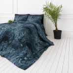 Komplet pościeli „Nebula“. Wzorzysta pościel, 140x200 cm, 150x200 cm, 160x200 cm, 180x200 cm, 200x200 cm, 200x220 cm, 220x240 cm. Nowoczesny komplet pościeli z głębokim granatowym wzorem i jasnymi liniami Komplet pościeli „Nebula“. Wzorzysta pościel, 140x200 cm, 150x200 cm, 160x200 cm, 180x200 cm, 200x200 cm, 200x220 cm, 220x240 cm. Nowoczesny komplet pościeli z głębokim granatowym wzorem i jasnymi liniami