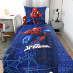 Pościel bawełniana „Spiderman“. Pościel bawełniana, 135x200 cm. Jasnoniebieski wzór pościeli z powtarzającymi się czerwonymi motywami spider-mana