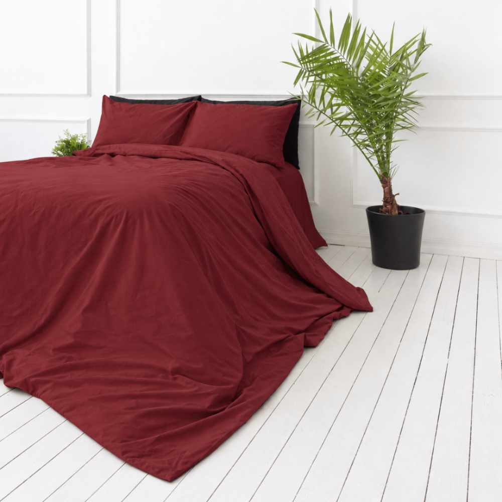 Pościel perkal „Sun-dried Tomato Percale“. Pościel 150x200, 140x200 cm, 150x200 cm, 160x200 cm, 180x200 cm, 200x200 cm, 200x220 cm, 220x240 cm. Poszwa na kołdrę w głębokiej czerwieni, bez motywów dekoracyjnych. Pościel perkal „Sun-dried Tomato Percale“. Pościel 150x200, 140x200 cm, 150x200 cm, 160x200 cm, 180x200 cm, 200x200 cm, 200x220 cm, 220x240 cm. Poszwa na kołdrę w głębokiej czerwieni, bez motywów dekoracyjnych.