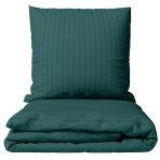 Pościel satyna bawełniana PREMIUM "Green Stripe Satin“. Pościel Satynowa Premium, 140x200 cm, 200x200 cm. Komplet pościeli w ciemnozielonym kolorze z delikatnymi pionowymi prążkami.