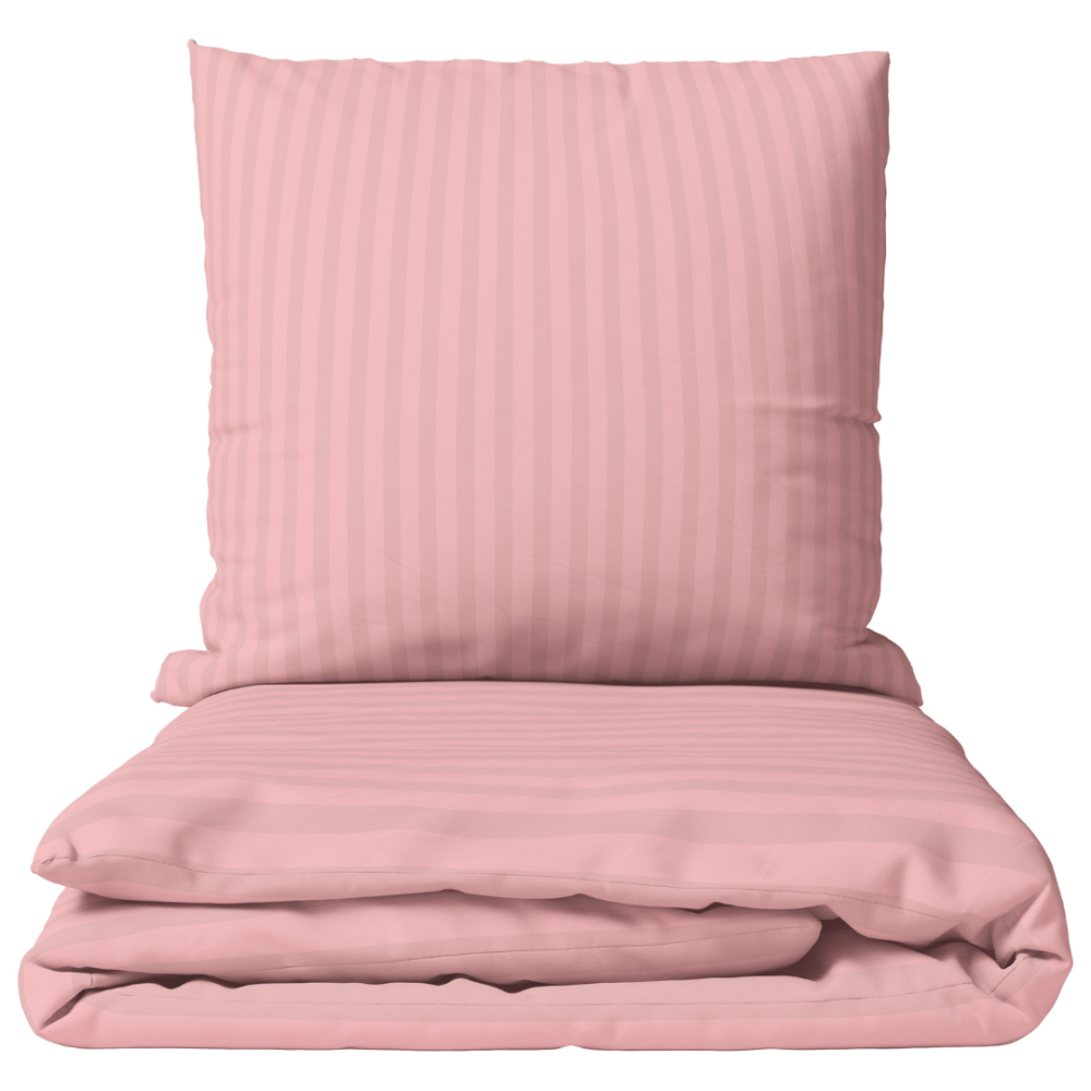 Pościel satyna bawełniana PREMIUM „Seashell Pink Stripe Sateen“. Pościel 150x200, 140x200 cm, 150x200 cm, 160x200 cm, 180x200 cm, 200x200 cm, 200x220 cm, 220x240 cm. Różowo-koralowy pasiasty komplet pościeli gaišā, mierīgā interjerā Pościel satyna bawełniana PREMIUM „Seashell Pink Stripe Sateen“. Pościel 150x200, 140x200 cm, 150x200 cm, 160x200 cm, 180x200 cm, 200x200 cm, 200x220 cm, 220x240 cm. Różowo-koralowy pasiasty komplet pościeli gaišā, mierīgā interjerā