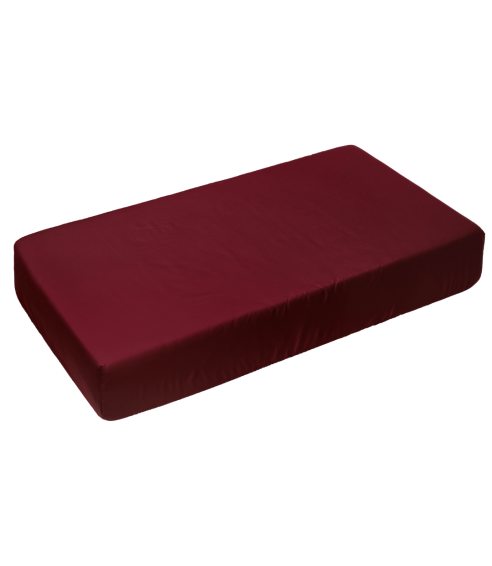 Prześcieradło Satynowe z gumką „Maroon“. Prześcieradło z gumką 90x200