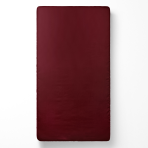Prześcieradło Satynowe z gumką „Maroon“. Prześcieradło z gumką 90x200, 90x200 cm, 140x200 cm, 160x200 cm, 180x200 cm. Luksusowy ciemnoczerwony zestaw pościeli, zapewniający komfort i stylowe wnętrze sypialni.