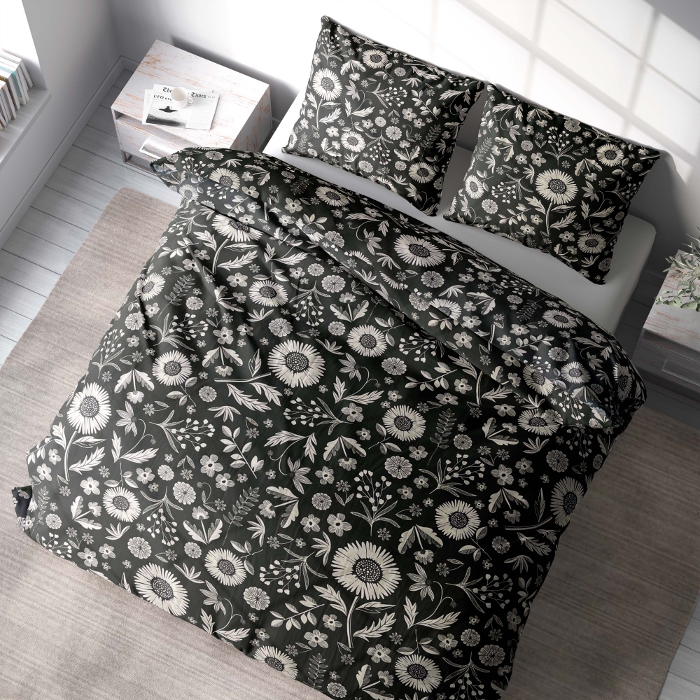 Pościel satyna bawełniana „Night Flowers“. Pościel Satynowa Premium, 140x200 cm, 200x200 cm, 200x220 cm. Wyrafinowany czarny komplet pościeli ozdobiony białymi wiejskimi kwiatami.