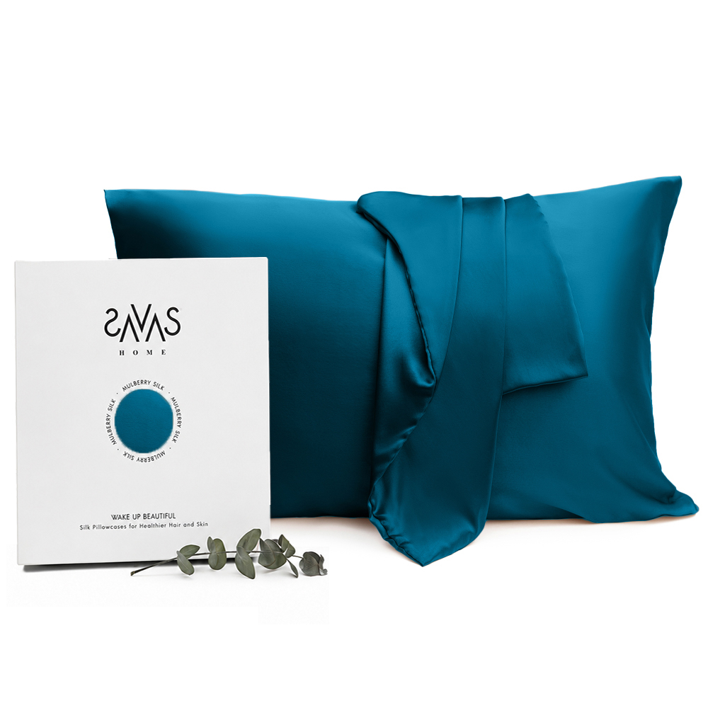 Jedwabna poszewka na poduszkę „Turquoise“. Poszewki na poduszki 50x60. Luksusowa turkusowa jedwabna poszewka na elegancką pościel. Jedwabna poszewka na poduszkę „Turquoise“. Poszewki na poduszki 50x60. Luksusowa turkusowa jedwabna poszewka na elegancką pościel.