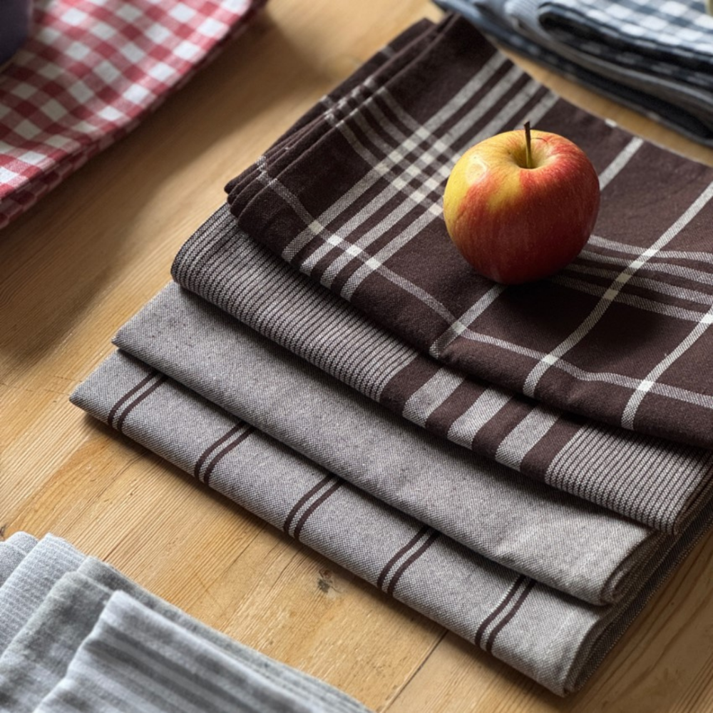 Ściereczki kuchenne „Espresso Kitchen Towel“. Ręczniki kuchenne. Ściereczka kuchenna w klasyczną brązowo-białą kratę