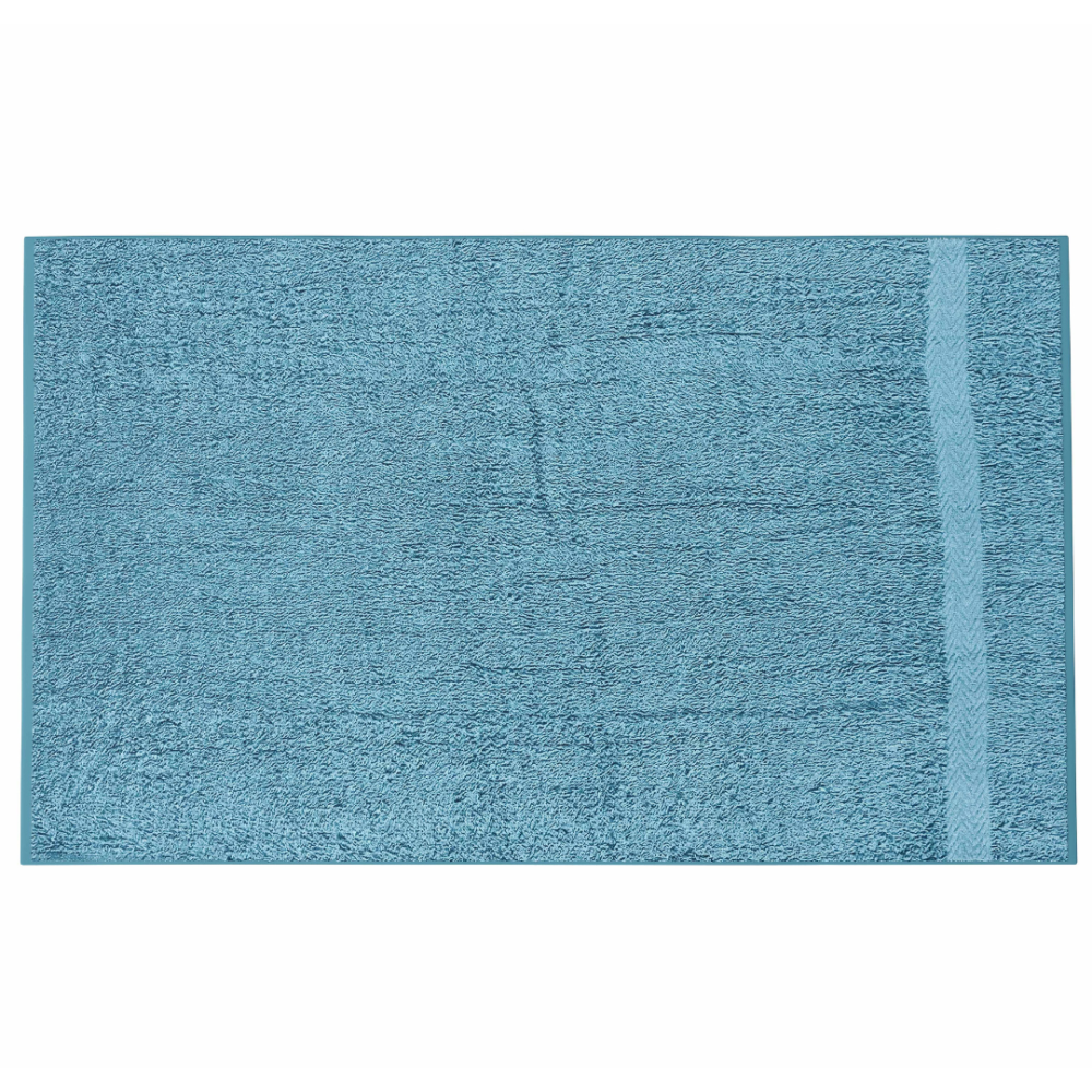Ręcznik łazienkowy „Waterloo Economic Towel“. Ręczniki, 60x35 cm, 100x45 cm. Jasnoniebieski ręcznik w nowoczesnym wnętrzu łazienki